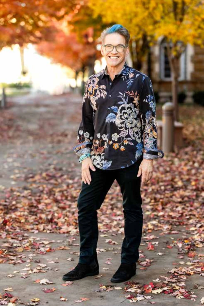 ken standing autum
